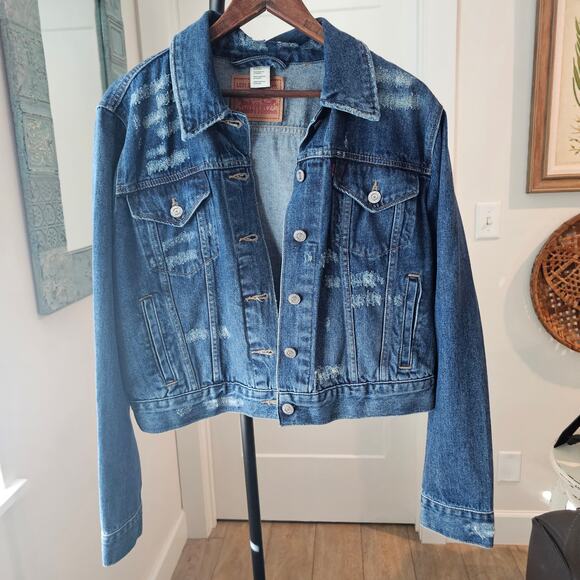 Levi Strauss Signature Jackets & Blazers - Levi Strauss & Co. Denim Jean Distressed Trucker Jacket Ladies Size XL